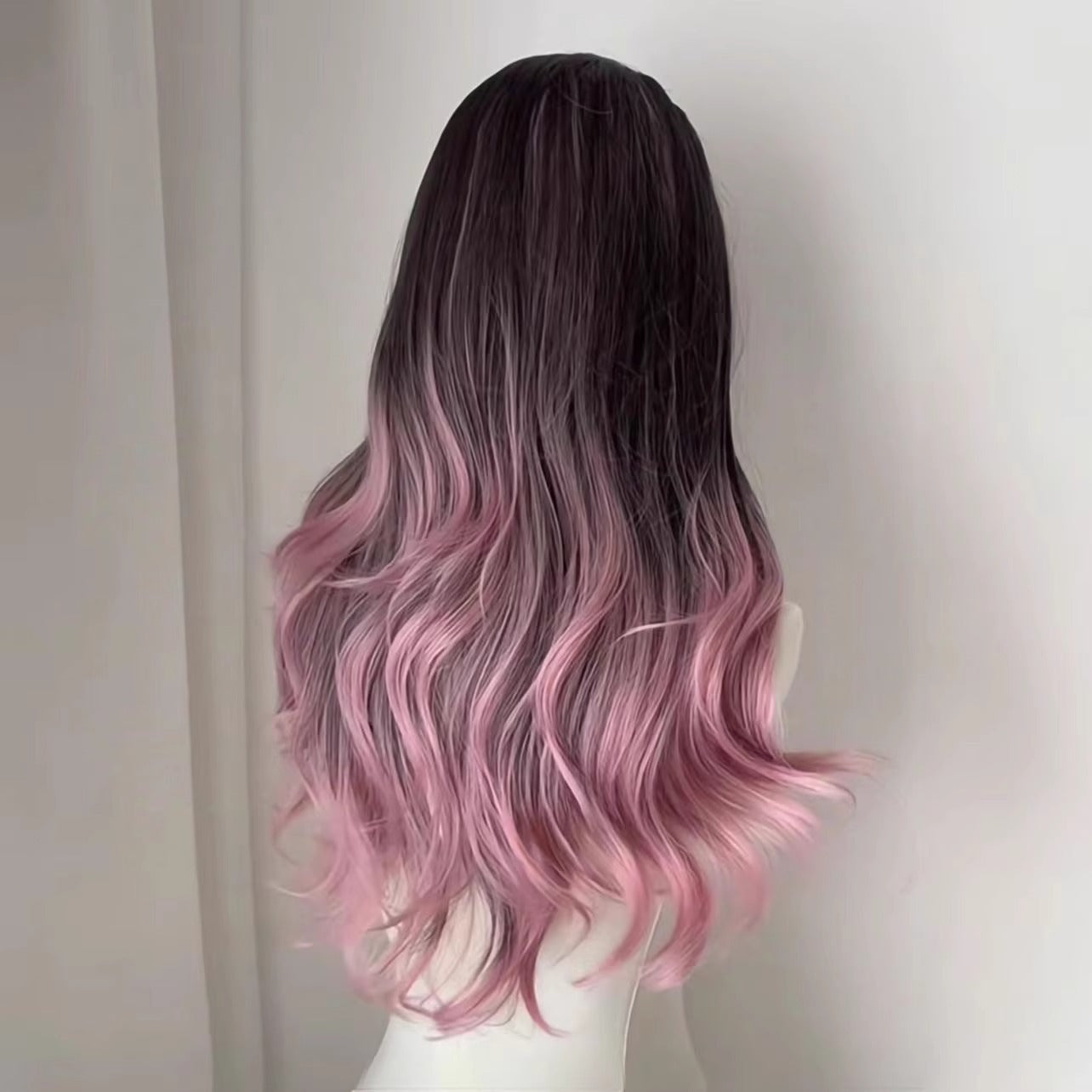 Gradient Highlight Pink Black Long Wave Hair Middle Part Wig