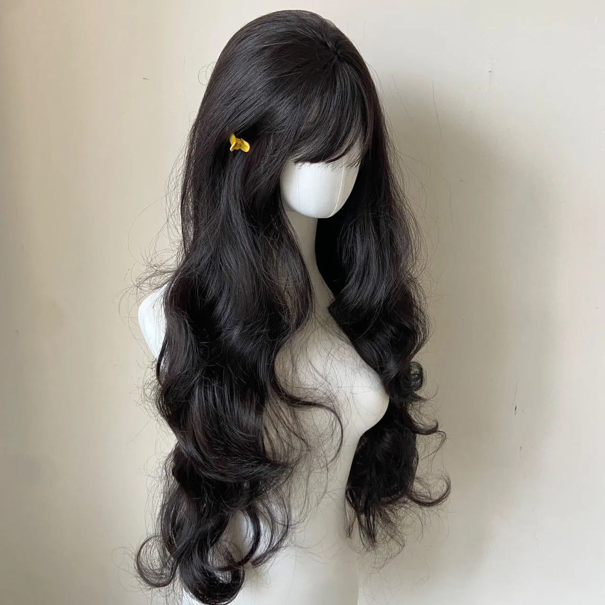 Long Hair Wig for Women and Elegant French Style Layered Natural Realistic Wig