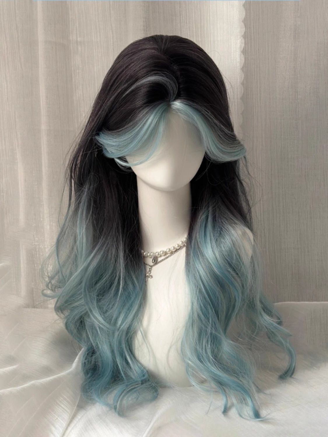 Mint Gradient Blue-Green Middle Part Bang Highlighted Wig