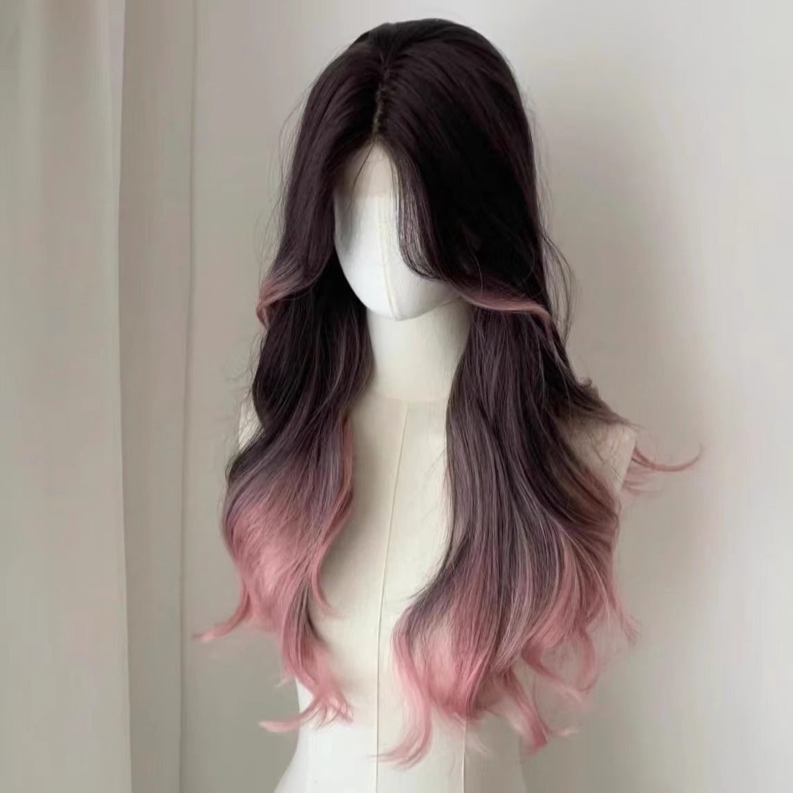 Gradient Highlight Pink Black Long Wave Hair Middle Part Wig