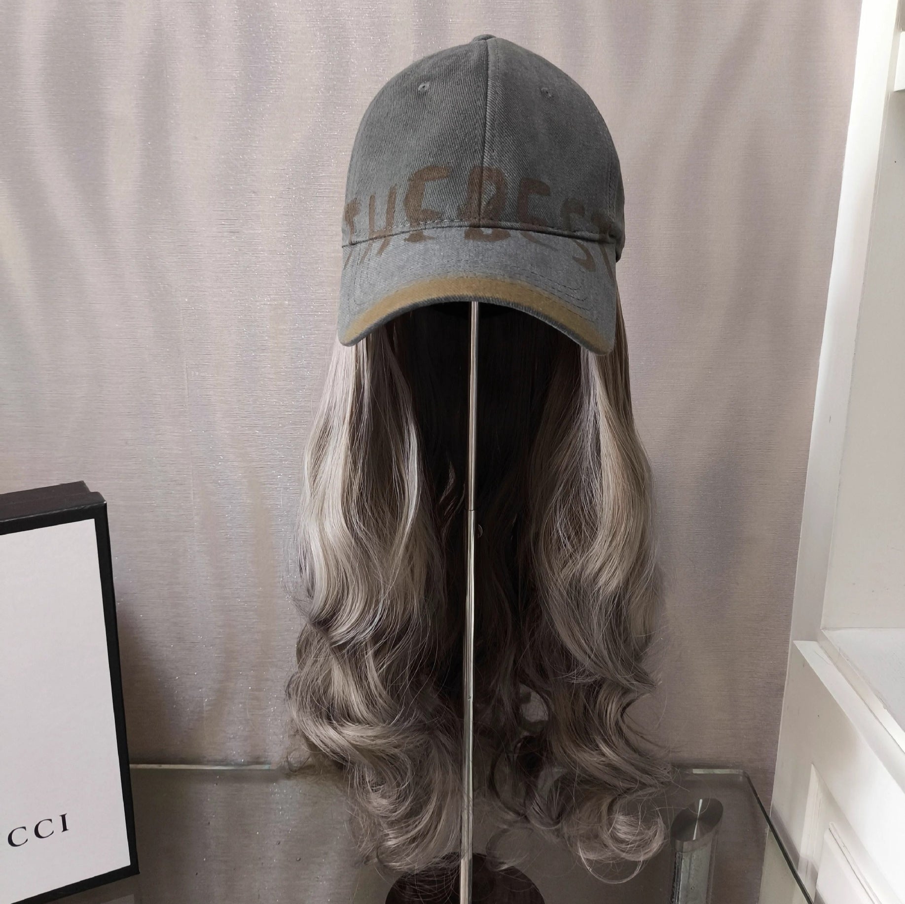 Retro Baseball Cap Wig with Detachable Wig Letter Design Face Slimming
