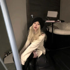 Hat Wig for Women Autumn Platinum Curly Hair Sweet and Cool Hat Wig