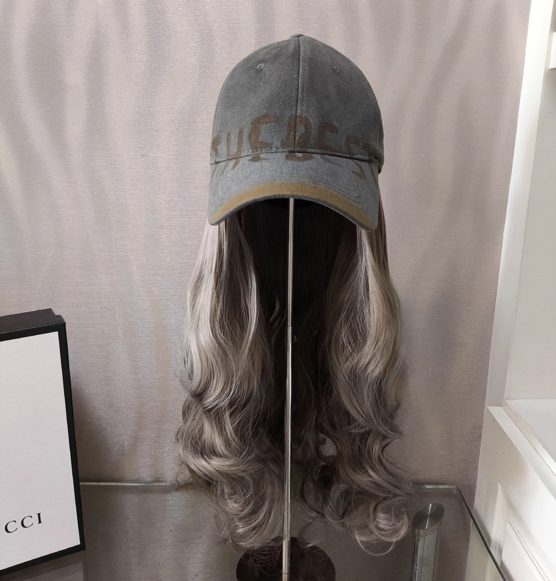 Retro Baseball Cap Wig with Detachable Wig Letter Design Face Slimming