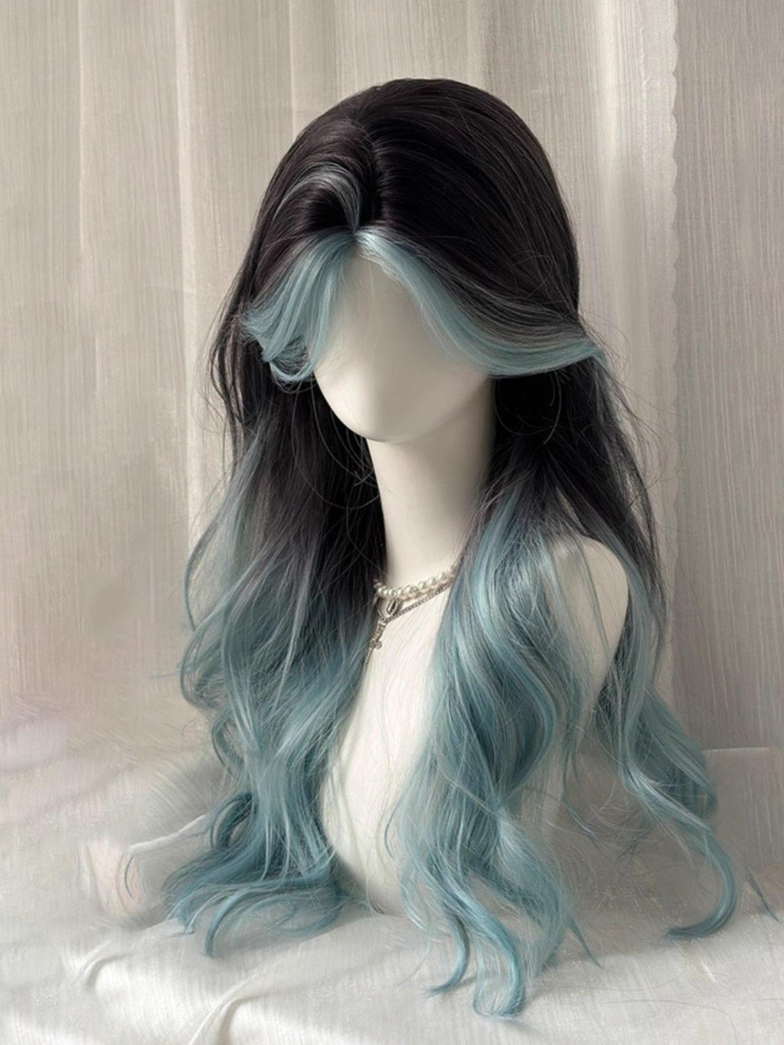 Mint Gradient Blue-Green Middle Part Bang Highlighted Wig